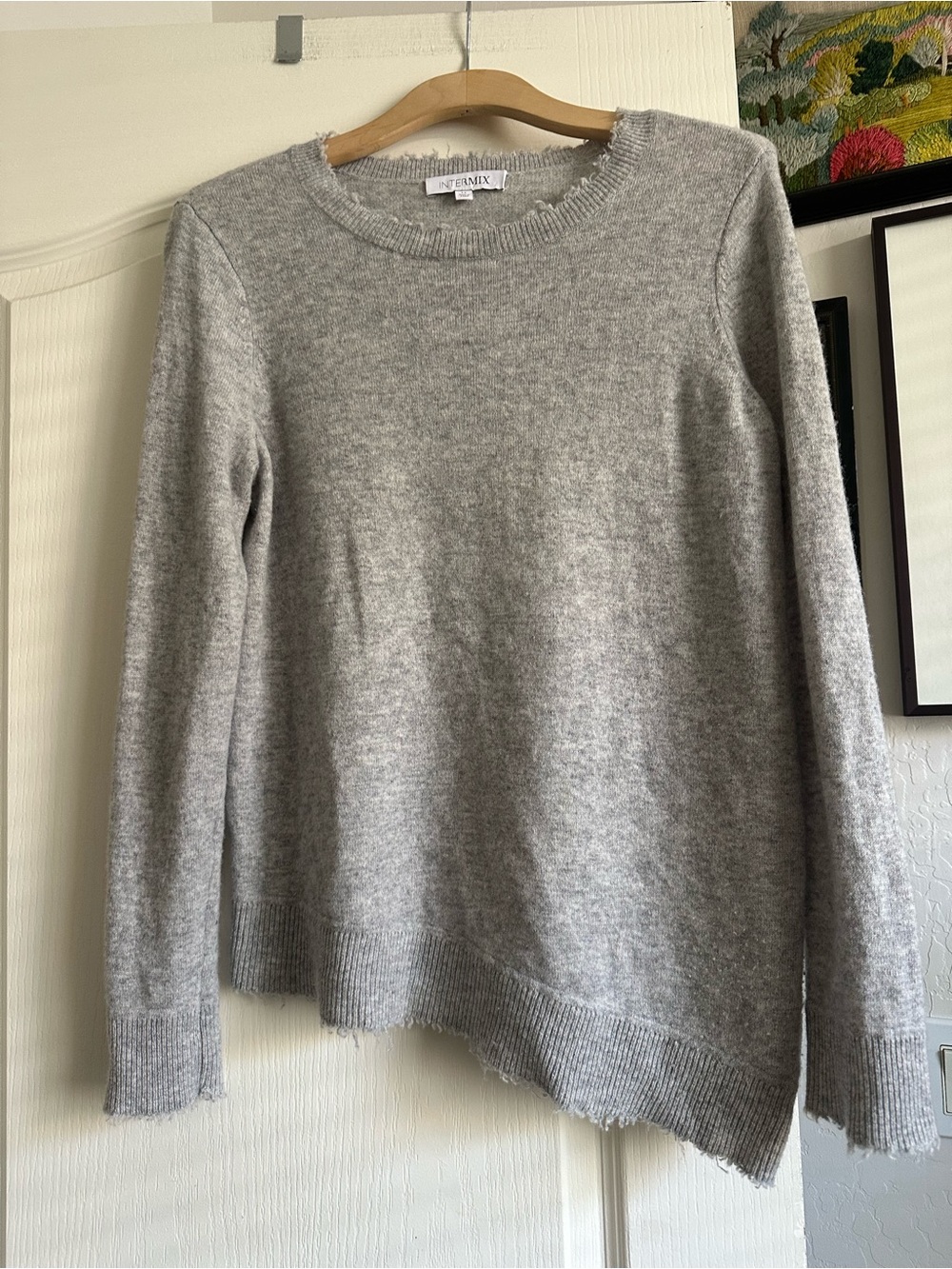 Intermix Cashmere Wool Blend Asymmetrical Raw Hem Sweater. Size: Medium